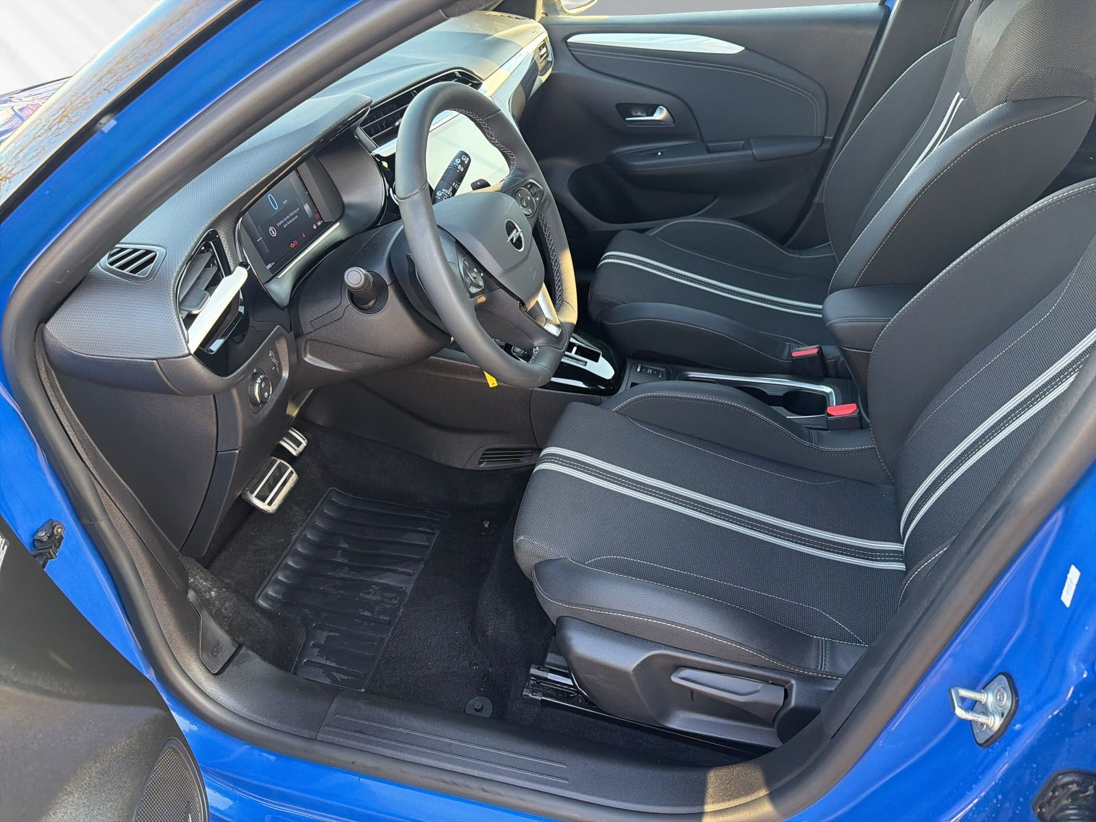 Corsa F GS 1.2 Hybrid 48V 100kW eDCT6 AppleCar++