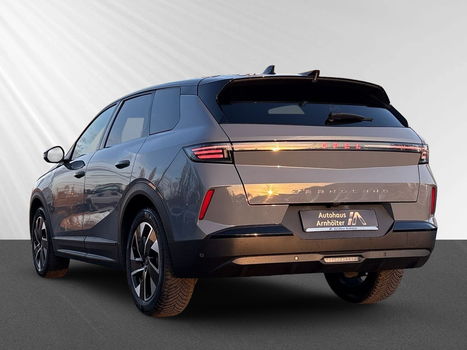 Grandland B GS 1.2 Hybrid 48V eDCT6+SHZ+LHZ+NAVI