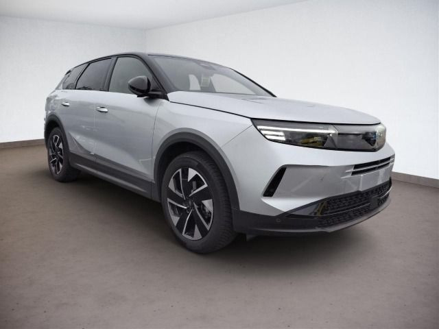 Grandland B GS 1.2 Hybrid 48V+PANORA+SHZ+LHZ+FHZ