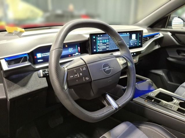 Grandland B GS 1.2 HYBRID KLIMA+PDC+KAMERA+SHZ++