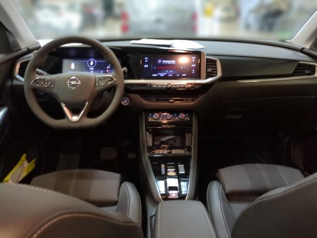 Grandland GS 1.2 Turbo+ AT8+KAMERA+SHZ+LHZ+NAVI+