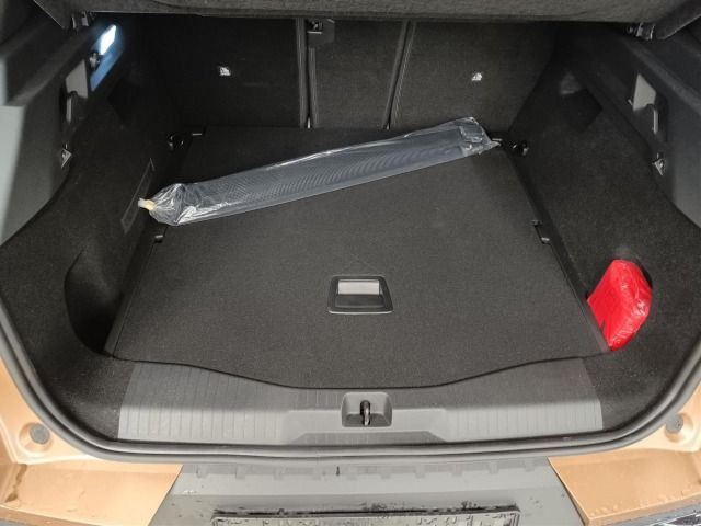 Grandland B GS 1.2 Hybrid 48V eDCT6+SHZ+LHZ+NAV+