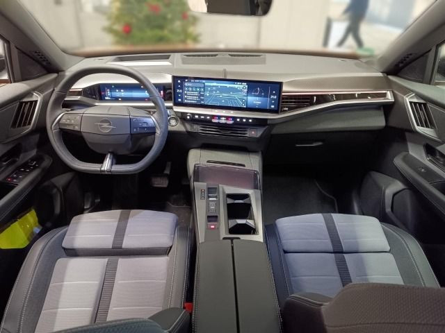 Grandland B GS 1.2 Hybrid 48V eDCT6+SHZ+LHZ+NAV+