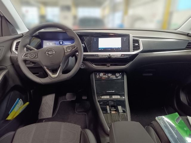 Grandland GS 1.2 Turbo +AT8+SHZ+LHZ+CARPLAY+PDC+