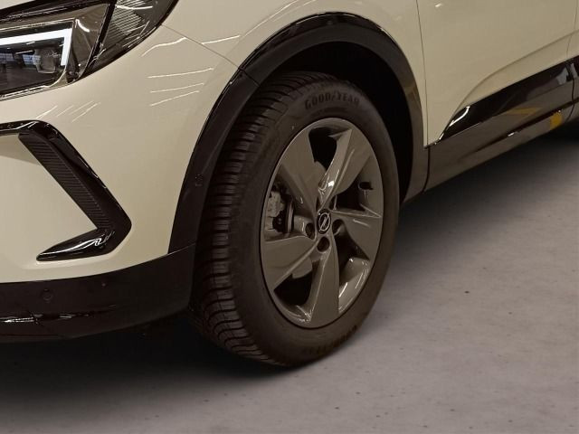 Grandland GS 1.2 Turbo +AT8+SHZ+LHZ+CARPLAY+PDC+