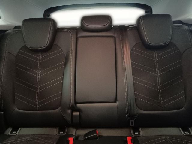 Grandland Elegance 1.2 Turbo AT8+SHZ+CARPLAY+LHZ