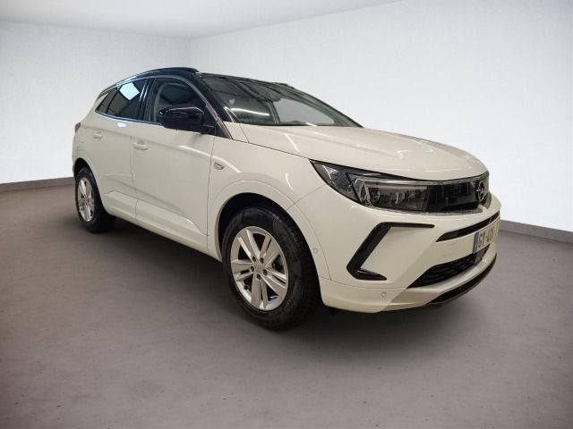 Grandland Elegance 1.2 Turbo AT8+SHZ+CARPLAY+LHZ