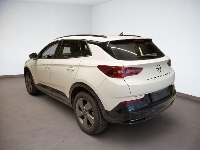 Grandland GS 1.2 Turbo +AT8+SHZ+LHZ+CARPLAY+PDC+