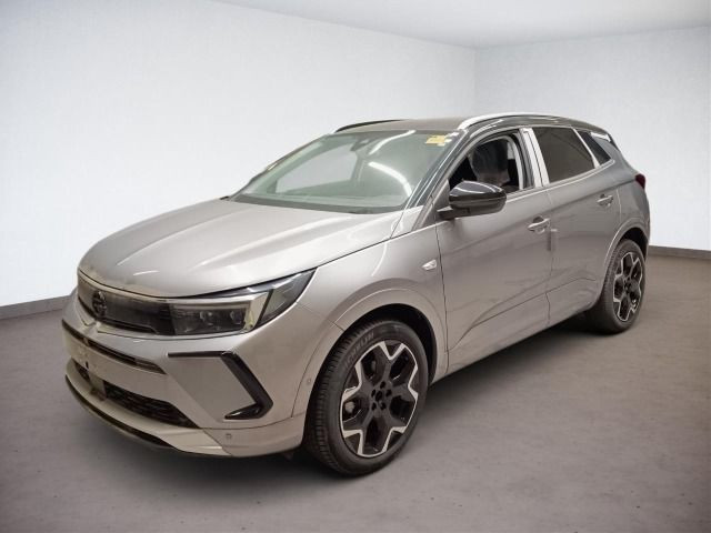 Grandland Ultimate 1.2 Turbo+KAMERA+PDC+CARPLAY+