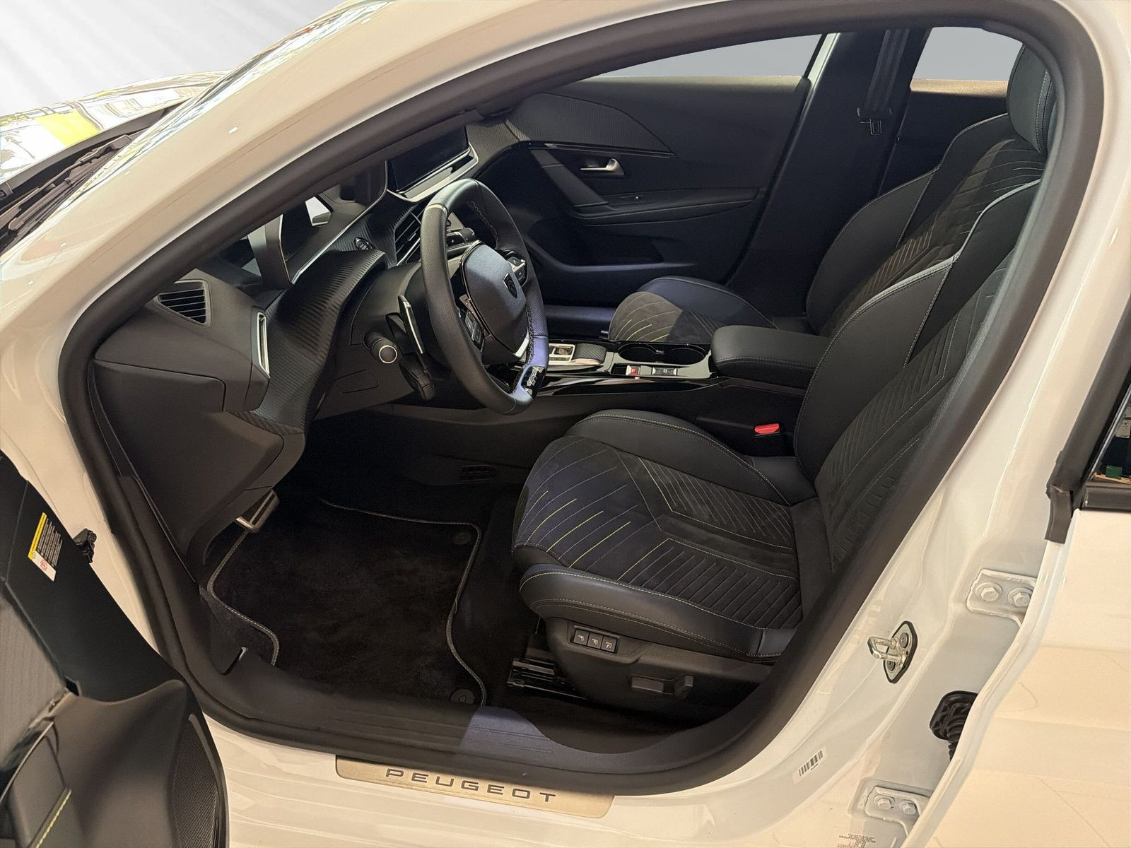 208 Peugeot 208 GT Hybrid 110 E-DSC6+Elek.Sitze+