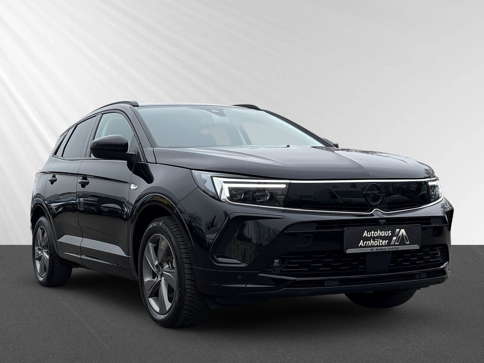 Grandland GS 1.2 Turbo AT8+NAVI+CARPLAY+PDC+CAM+