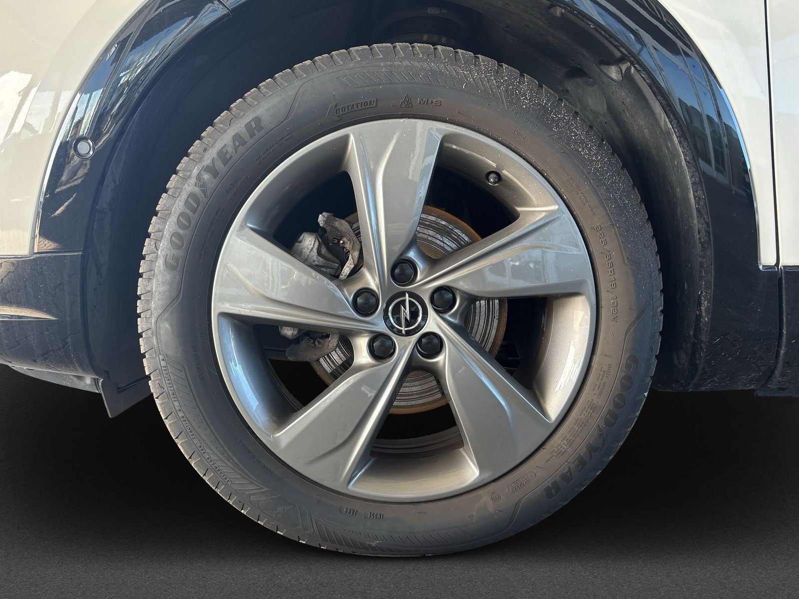 Grandland 1.2 GS KLIMA+PDC+KAMERA+SHZ+LHZ+AT8+++