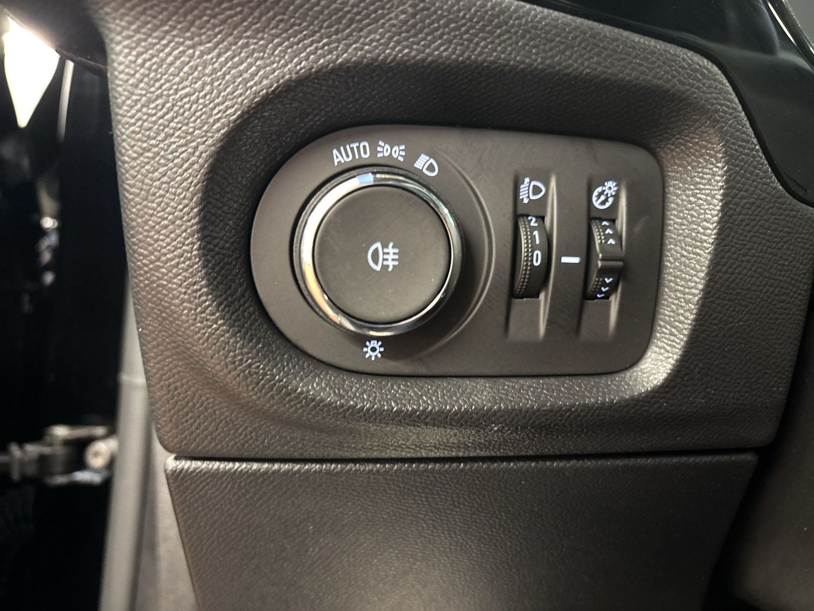 Corsa F GS 1.2 Turbo+LHZ+SHZ+PDC+CAM+CARPLAY+LED