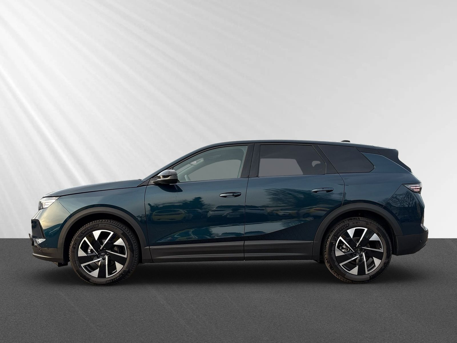 Grandland B GS 1.2 Hybrid 48V eDCT6+SHZ+LHZ+NAVI