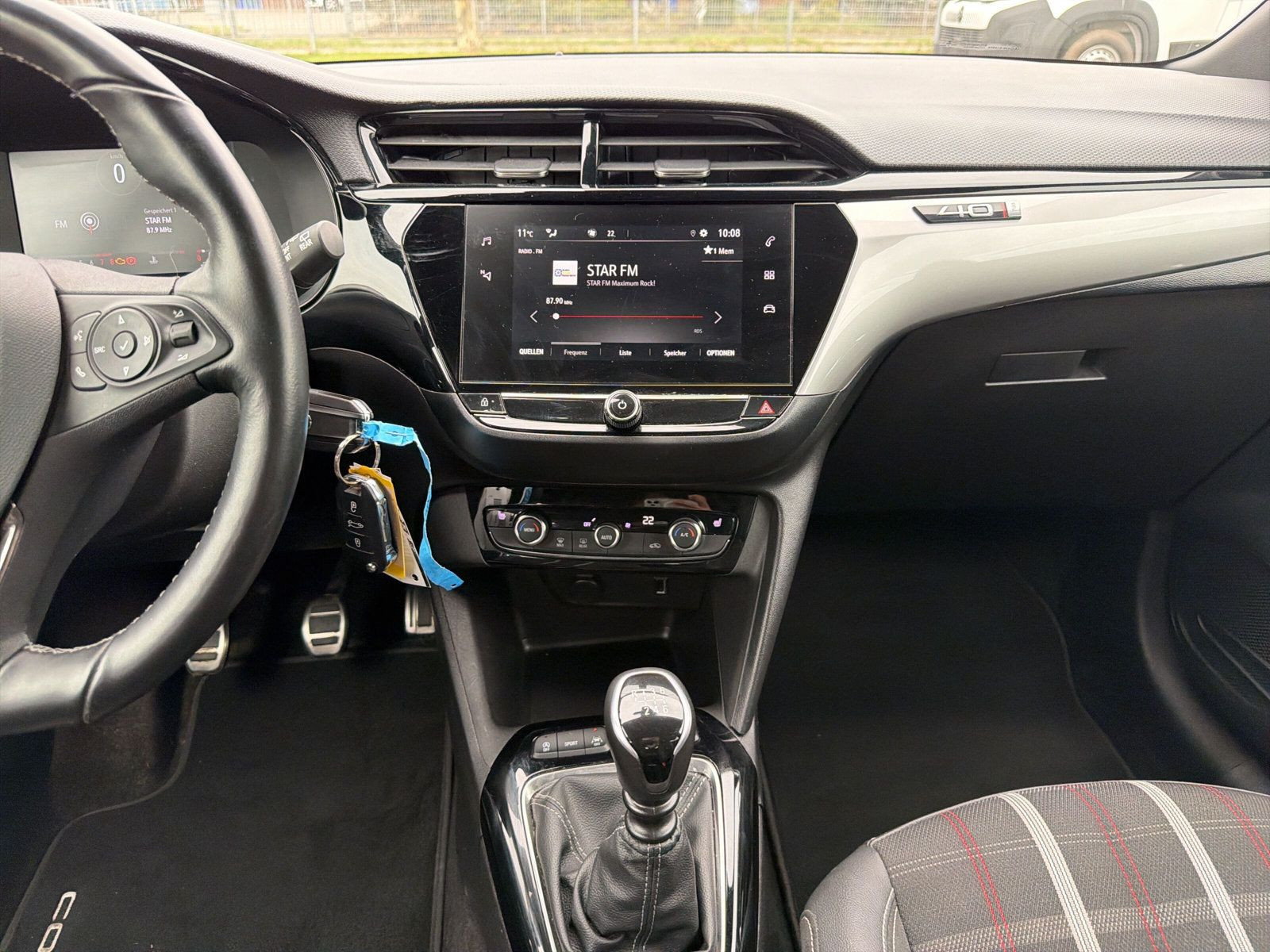 Corsa  +KAMERA+SZH+LENKRADHEIZUNG+BLUETOOTH