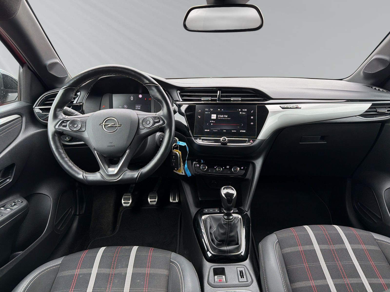 Corsa  +KAMERA+SZH+LENKRADHEIZUNG+BLUETOOTH