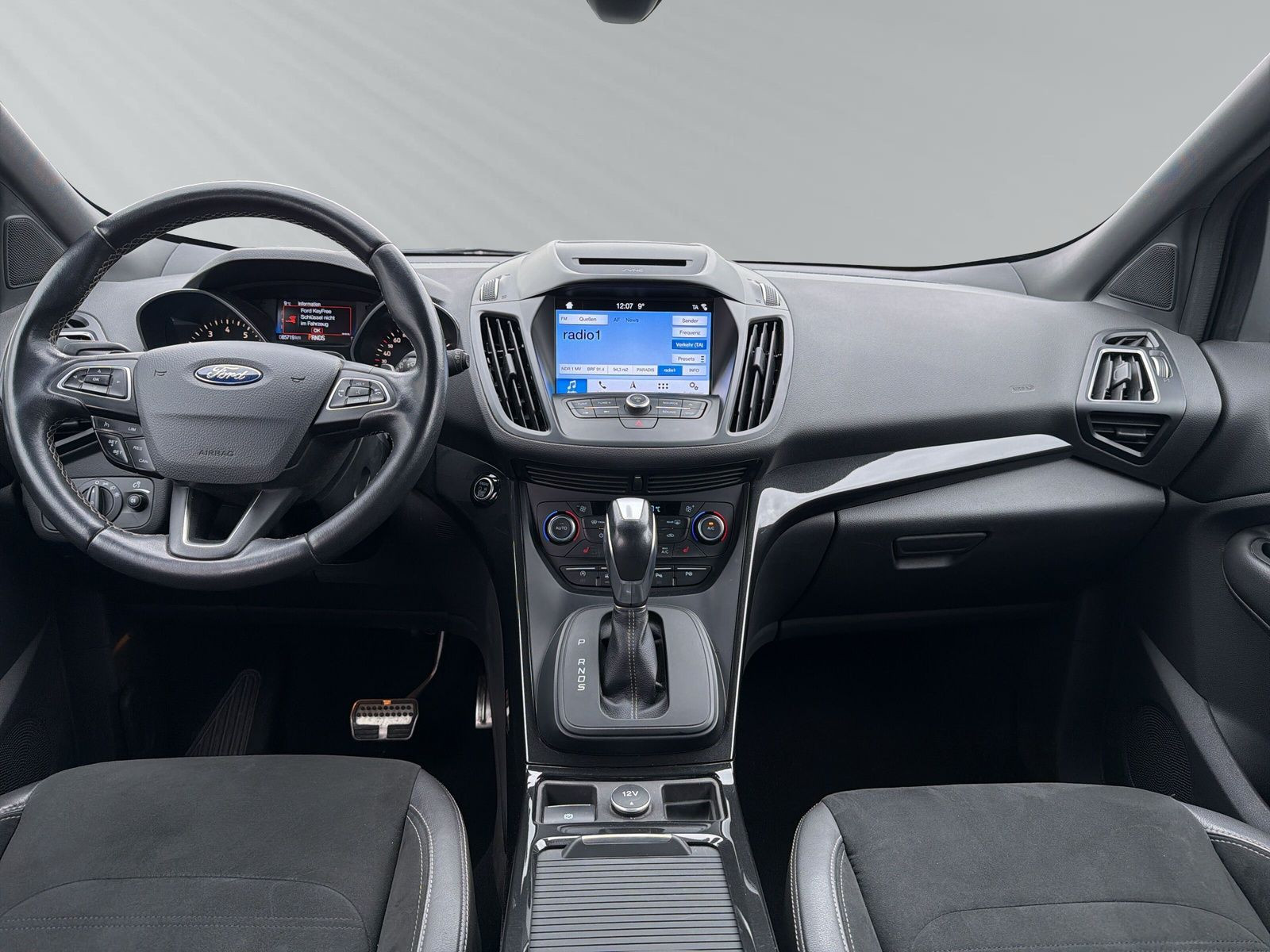 Kuga 1.5 EcoBoost ST-Line 4x4S/S+SHZ+ALLWETTER++