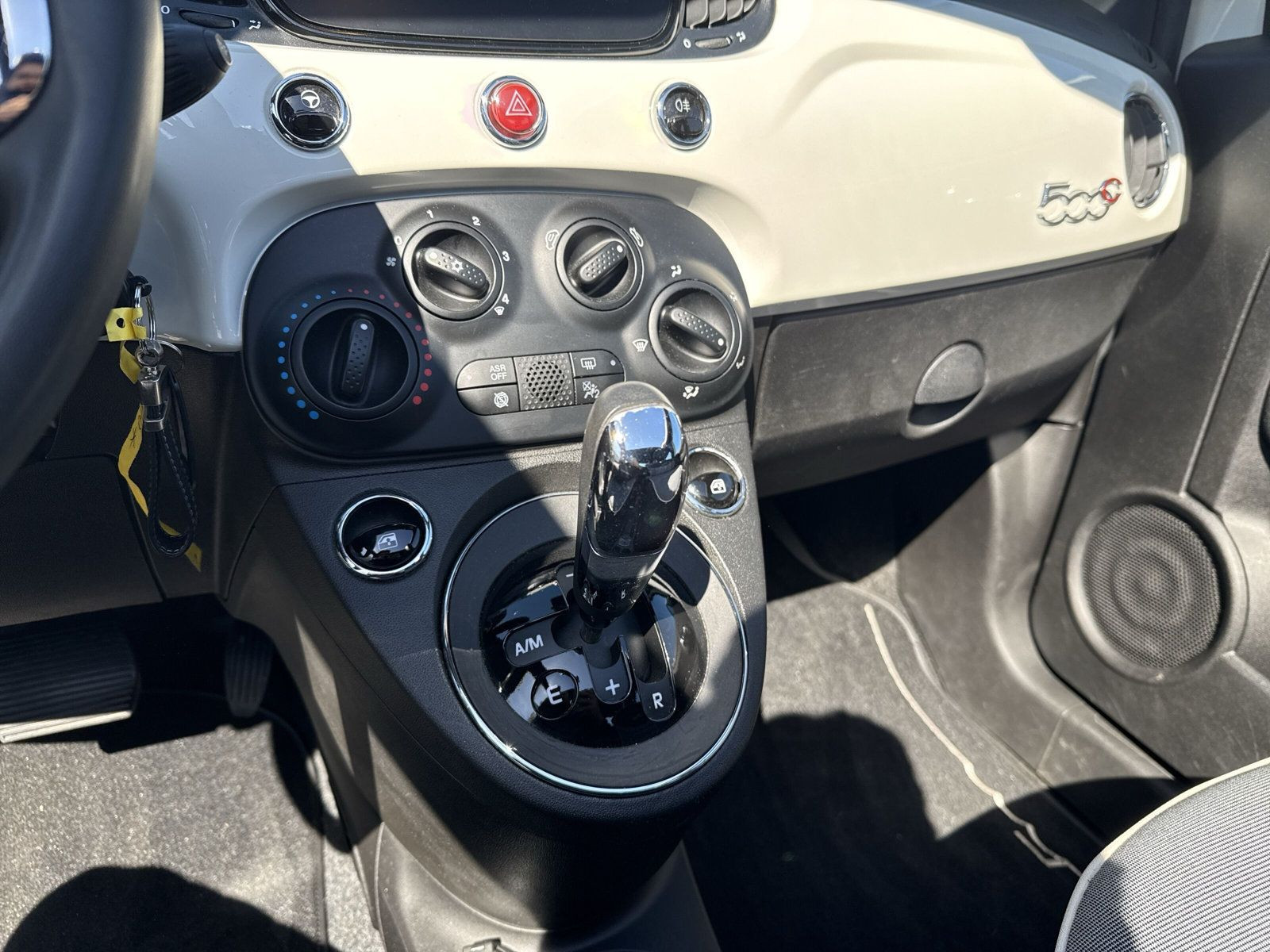 500C Serie 7 1.2 8V Lounge+NAVI+ALLWETTER+LSENS+