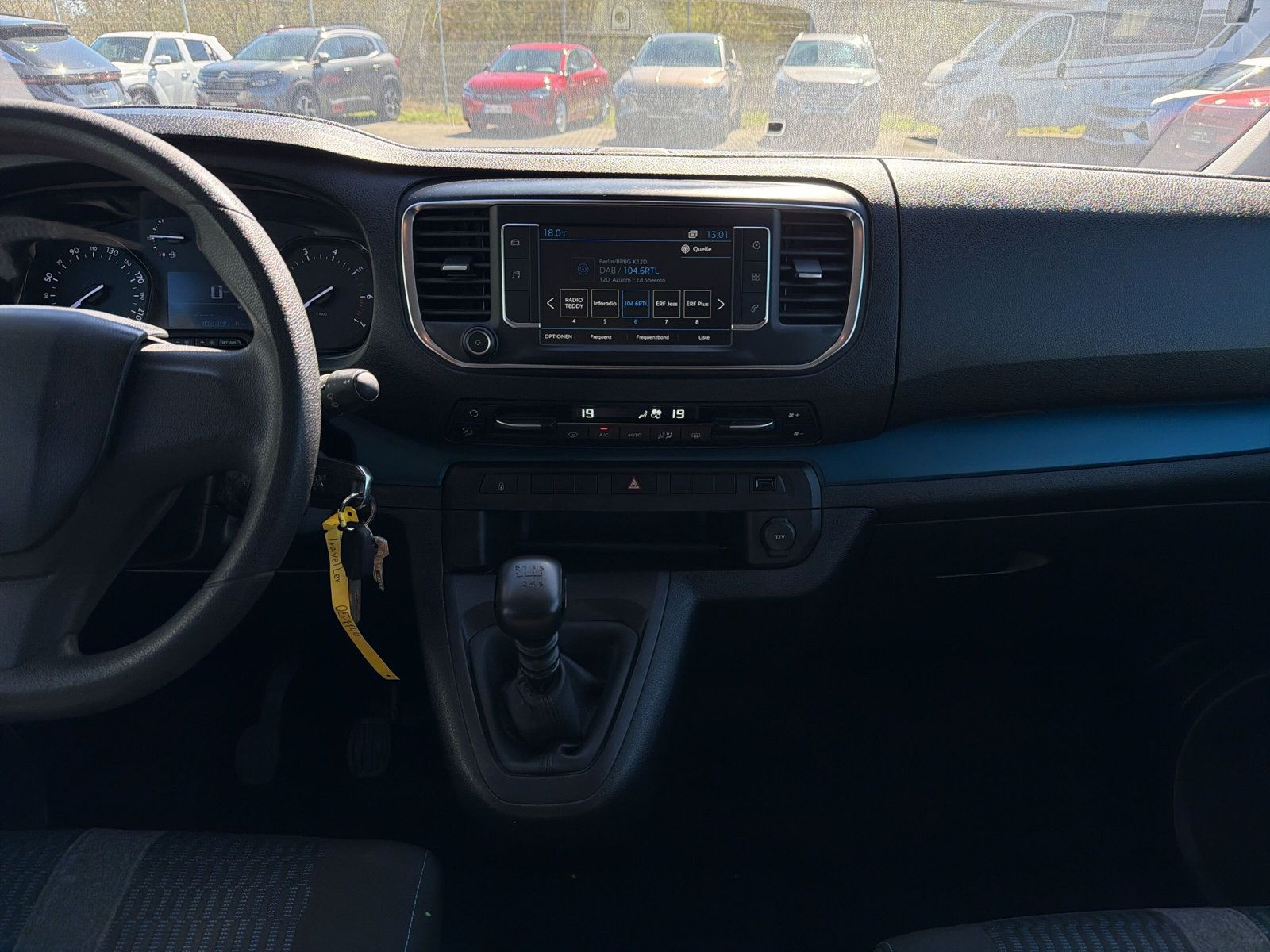 TRAVELLER 1.6 Blue HDi 115 L2 ACTIVE +AHK+PDC+AL