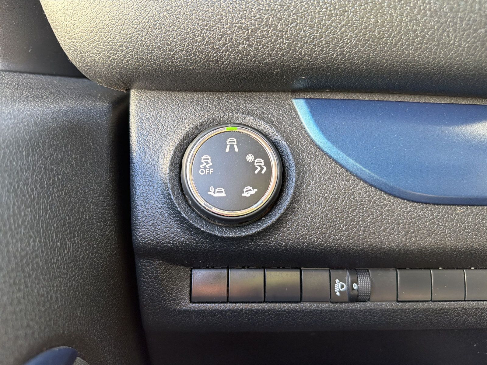 TRAVELLER 1.6 Blue HDi 115 L2 ACTIVE +AHK+PDC+AL