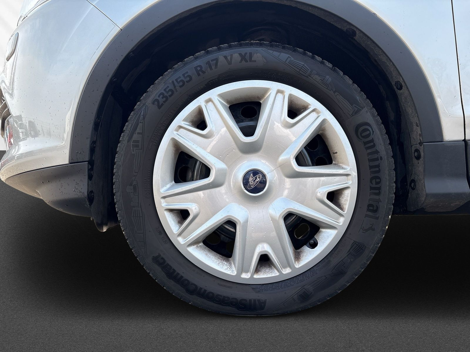 Kuga 1.6 EcoBoost Trend 4x2+SHZ+PDC+KLIMA+BORDC+