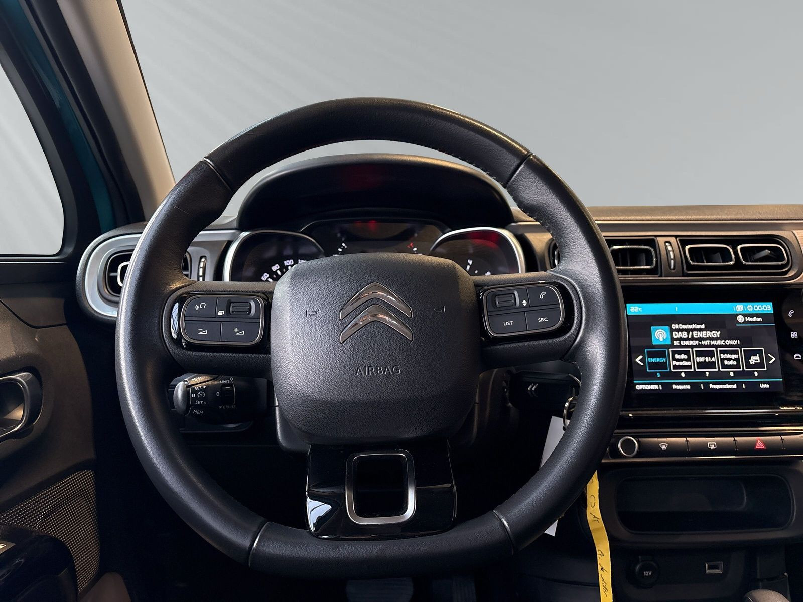 C3 SHINE PACK+ PURETECH 110+CARPLAY+CAM+PDC+SHZ+