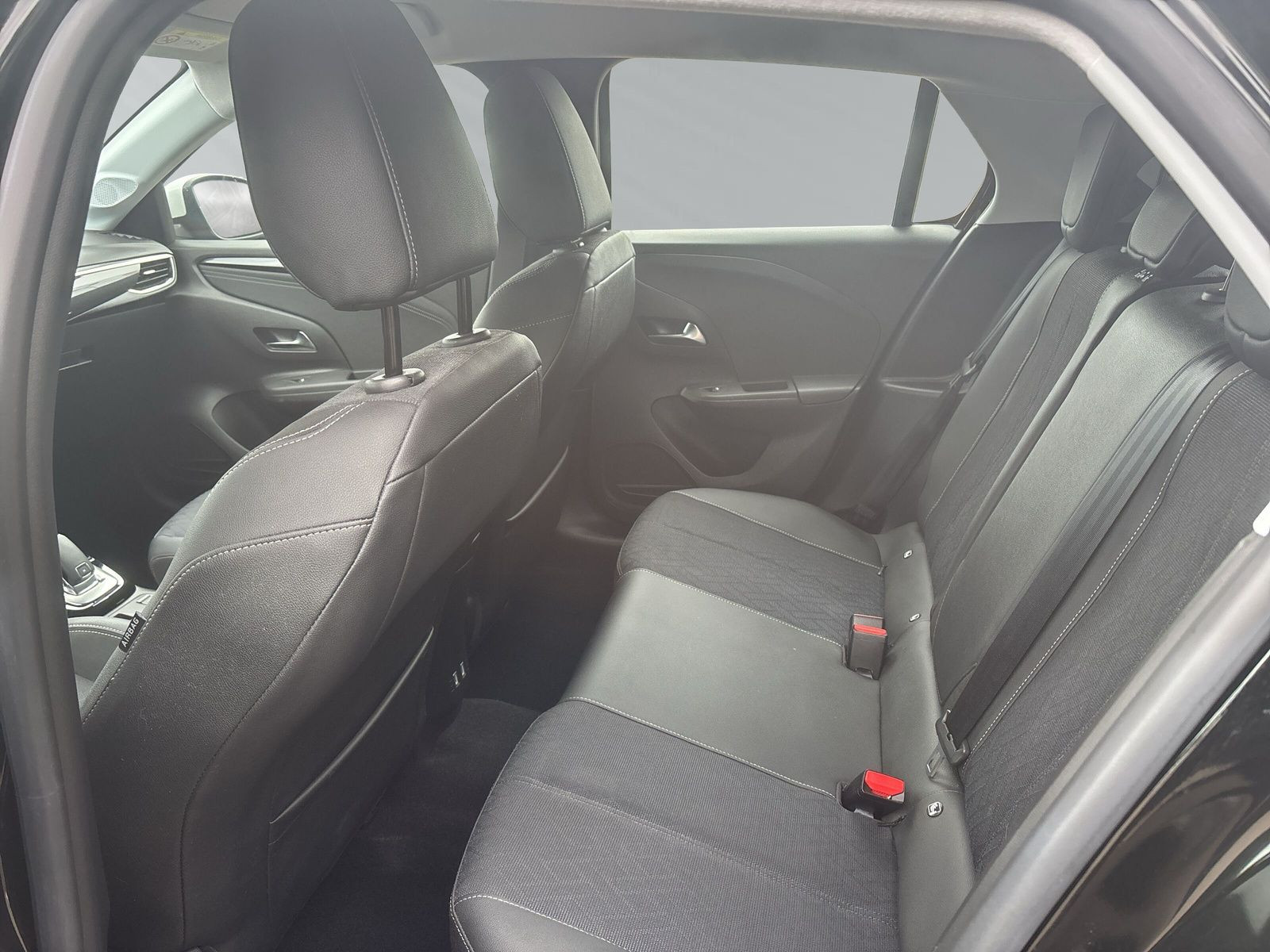 CORSA F 1.2 ELEGANCE KLIMA+PDC+KAMERA+SHZ+LHZ+AT