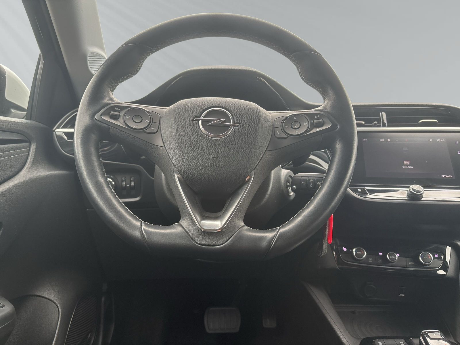 CORSA F 1.2 ELEGANCE KLIMA+PDC+KAMERA+SHZ+LHZ+AT