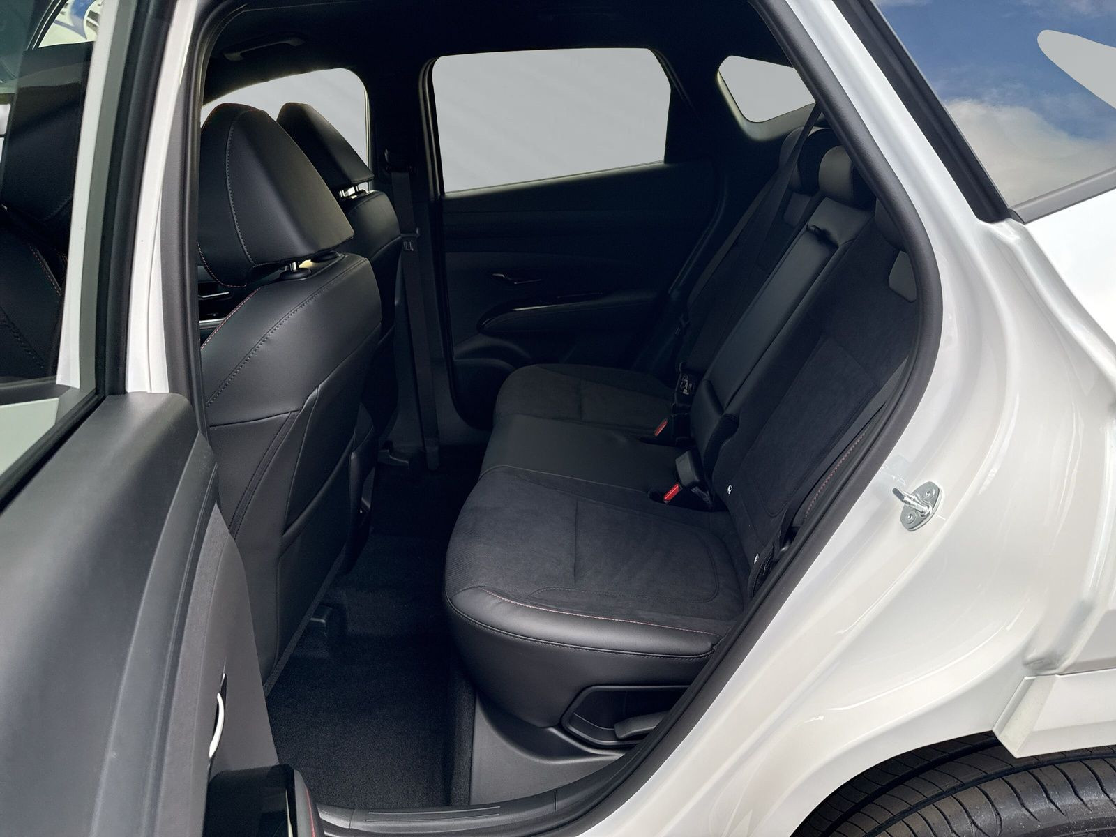 TUCSON MY26 1.6 T-GDI 7DCT 2WD N-LINE +LED+KRELL