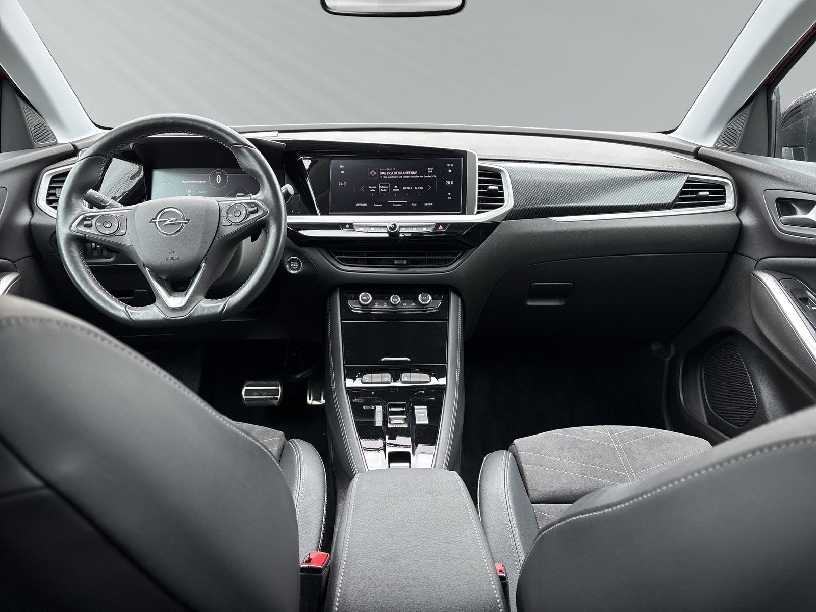 Grandland GS 1.2 Turbo S/S 96KW AT8+SHZ+LHZ+CAM+