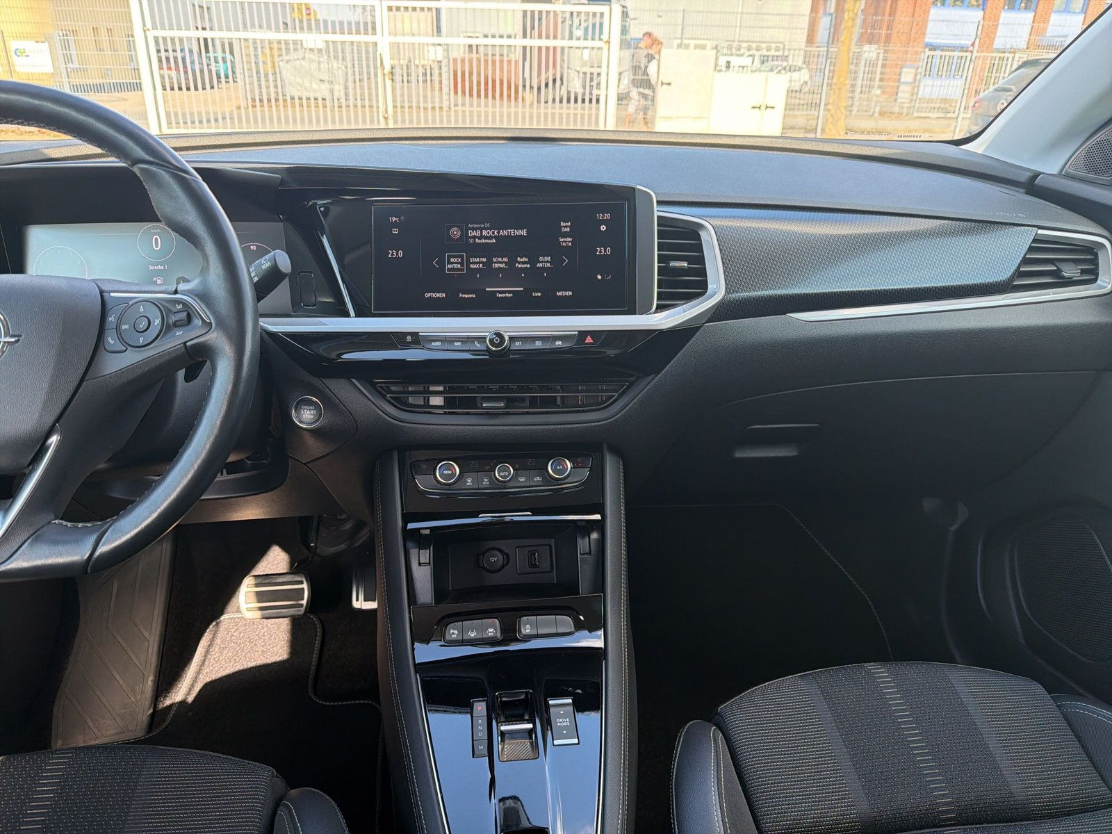 Grandland Elegance 1.2 Turbo S/S 96KW AT8