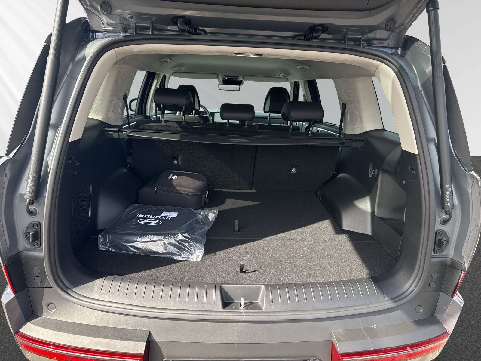 SANTA FE PHEV 5S MY26 4WD Signature+ Komf +Techn