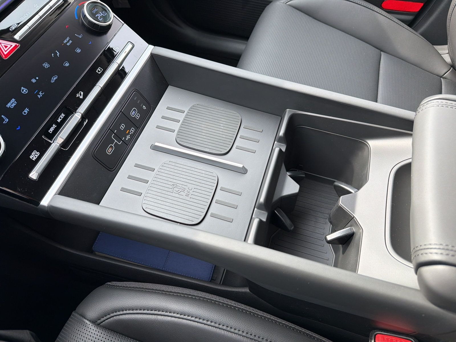 SANTA FE HEV 7S MY26 1.6 T-GDI 6AT 2WD SIGNATURE