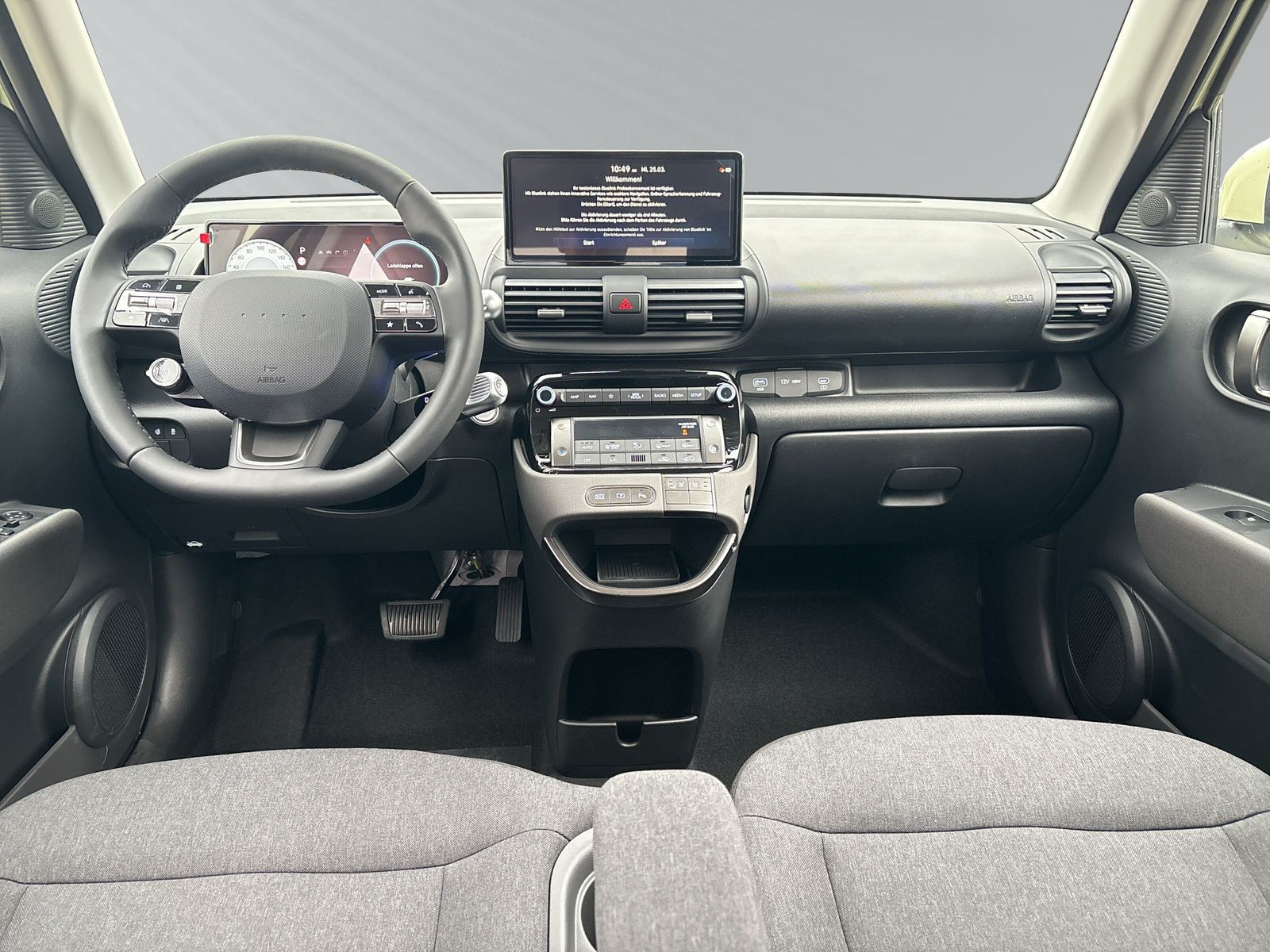 INSTER EV MY25 42 kWh 97 PS TREND Effizienz-P+NAV