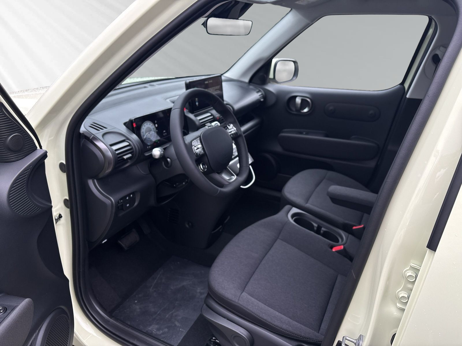 INSTER EV MY25 42 kWh 97 PS TREND Effizienz-P+NAV