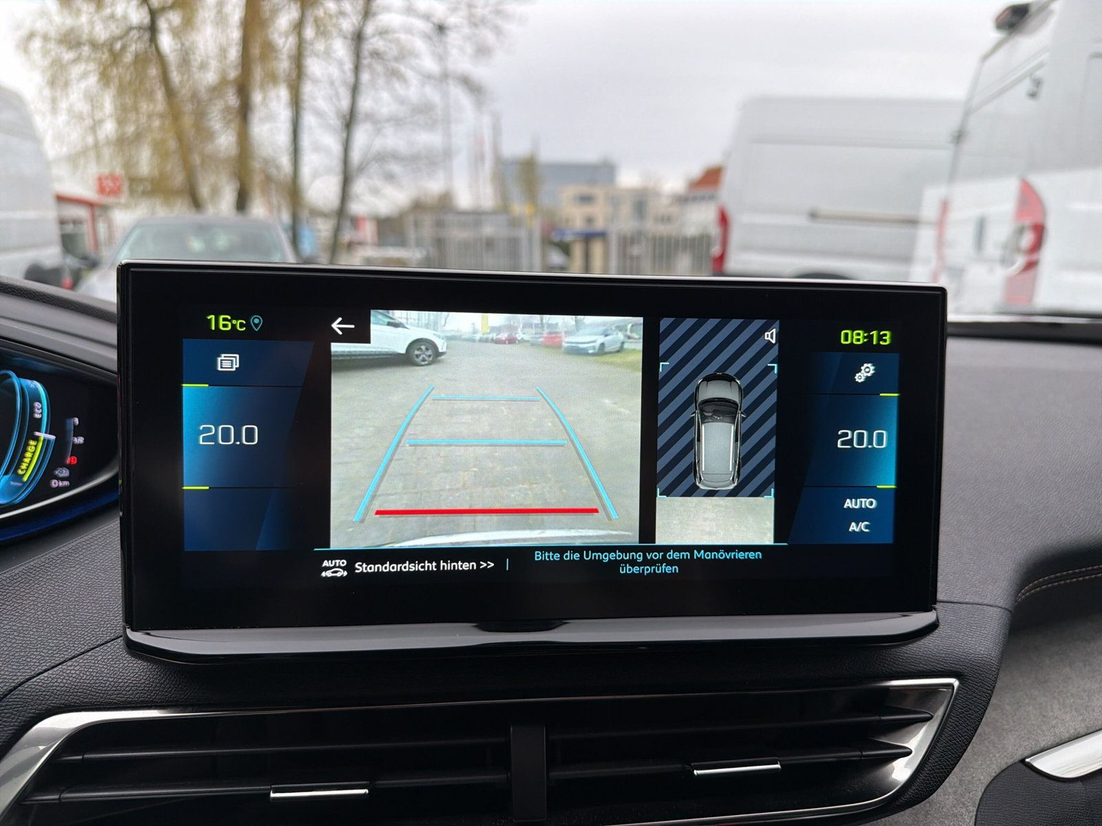 3008  1.6 Hybrid 4 300 Plug-In+KAMERA +