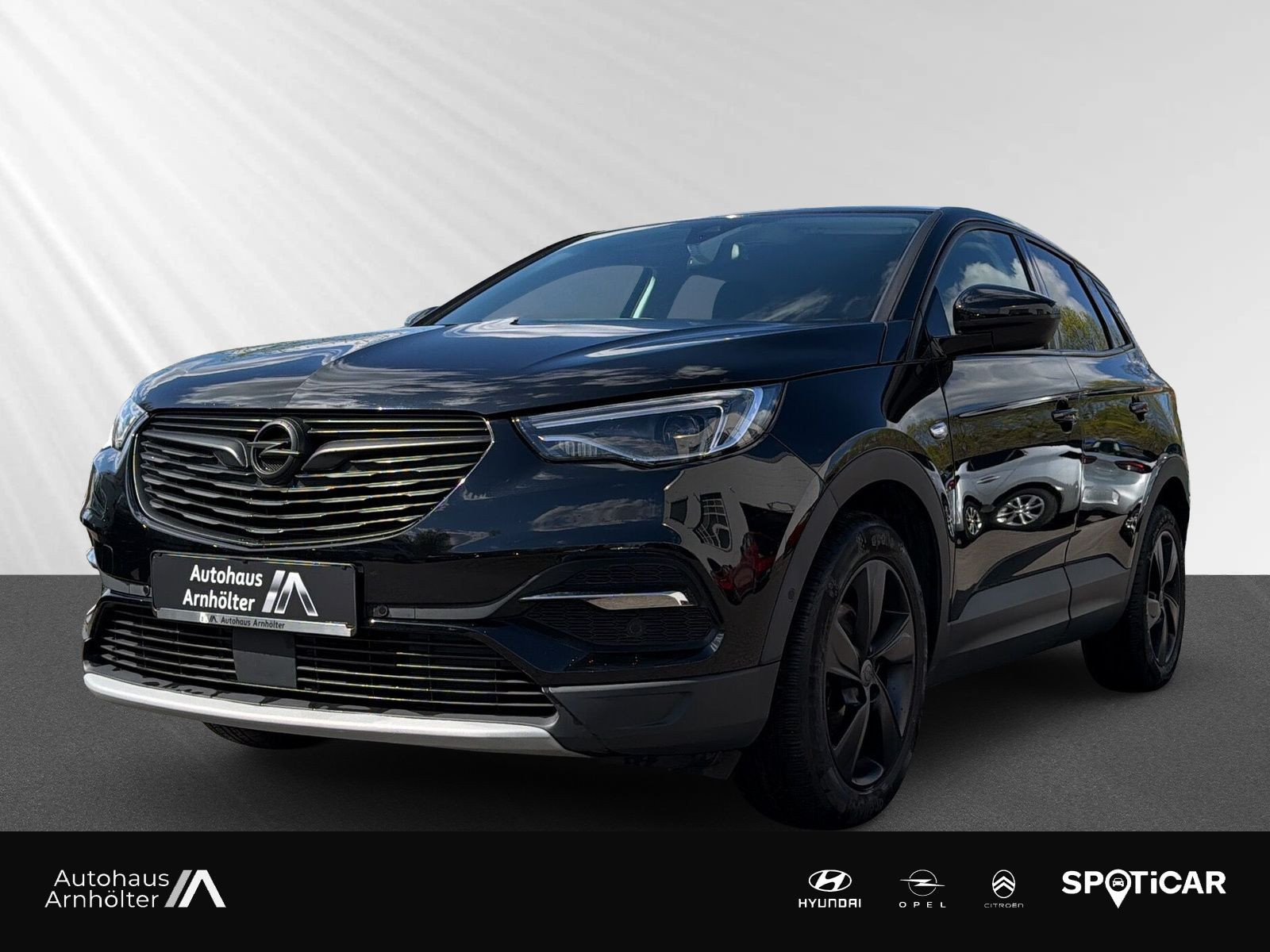 Grandland X 1.2 T INNOVATION+SHZ+LHZ+KAMERA+LED+