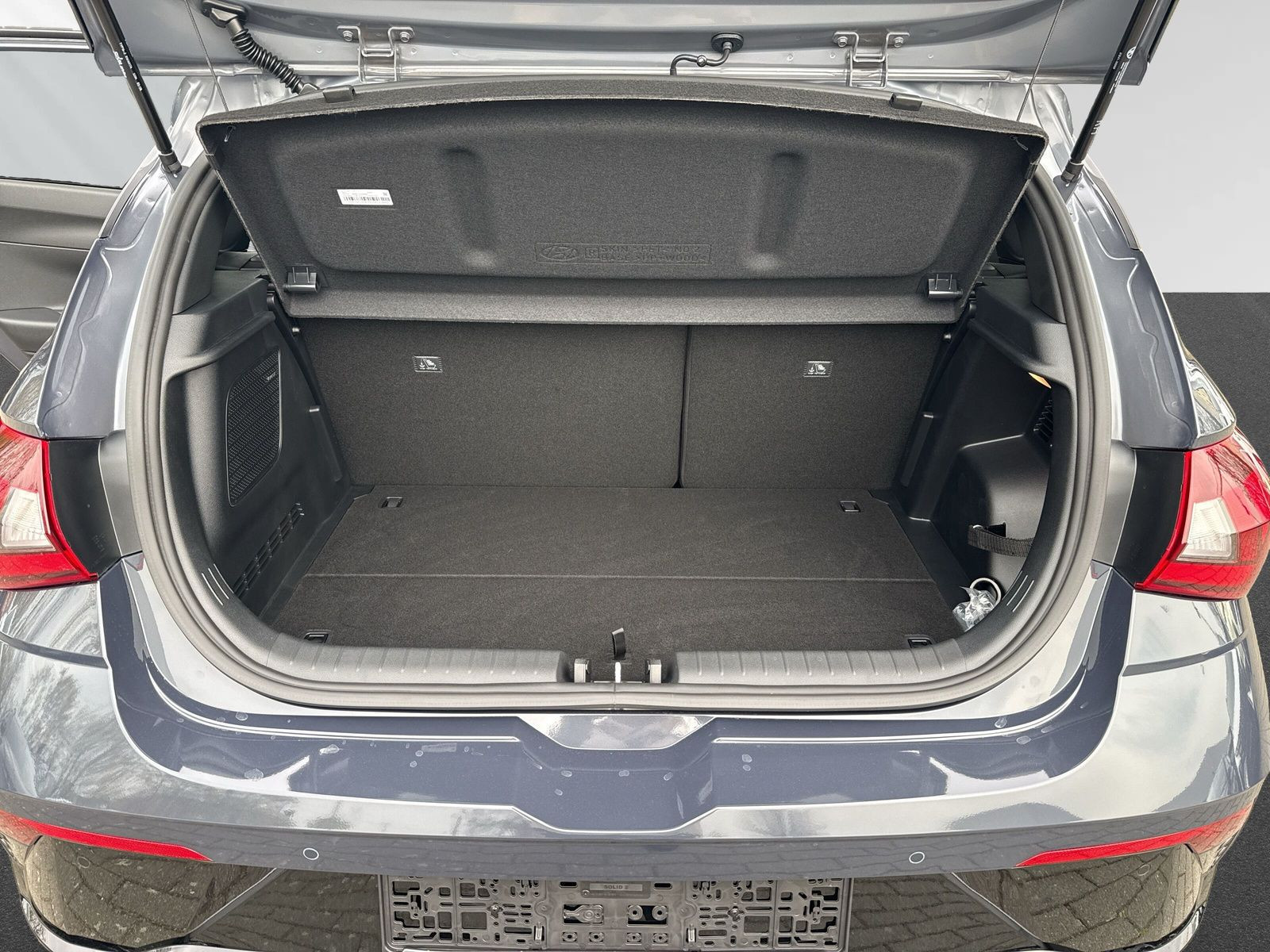 i20 MY26 1.0 T-GDI 90 PS 7DCT Blackline+BOSE+NAV