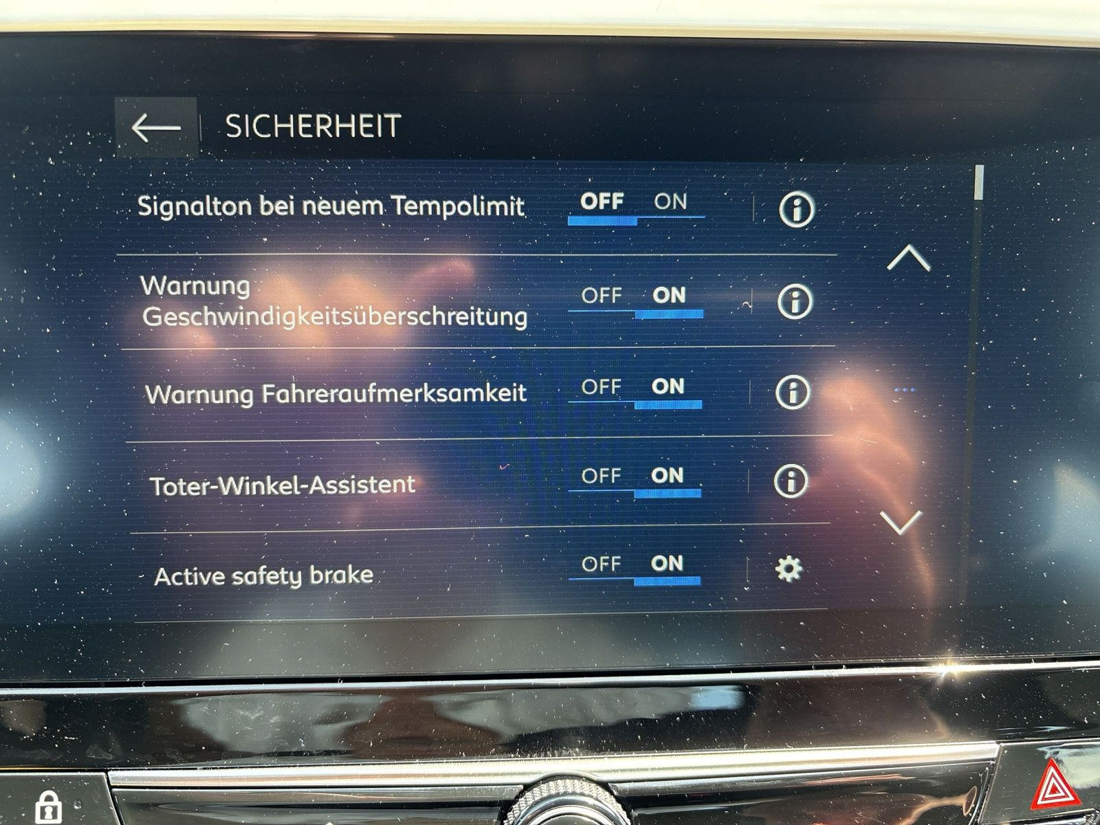 Corsa F GS 1.2 Hybrid 48V 81KW eDCT6+SHZ+LHZ+KAM