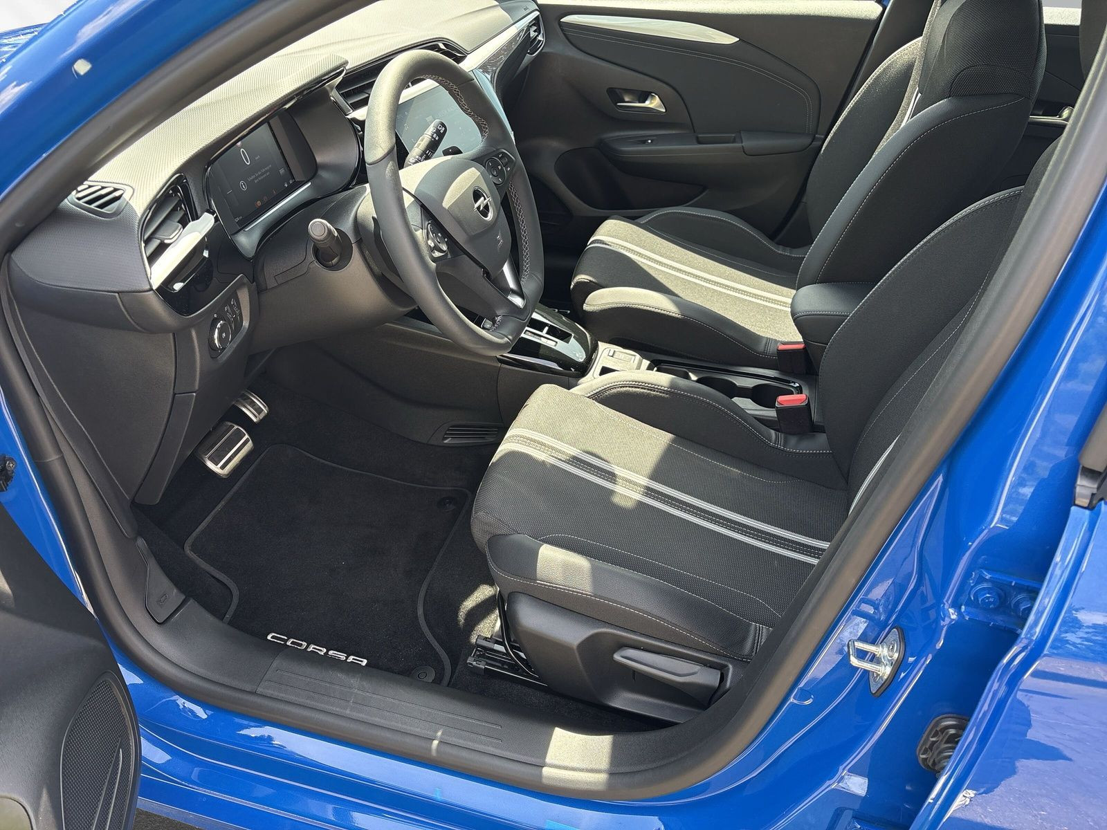 Corsa F GS 1.2 Hybrid 48V 81KW eDCT6+SHZ+LHZ+KAM