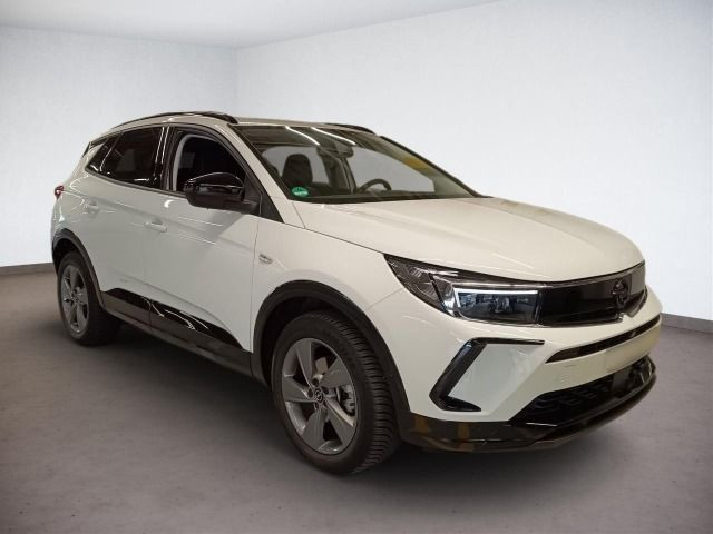 Grandland GS 1.2 KLIMA+PDC+KAMERA+SHZ+LHZ+LED+AT