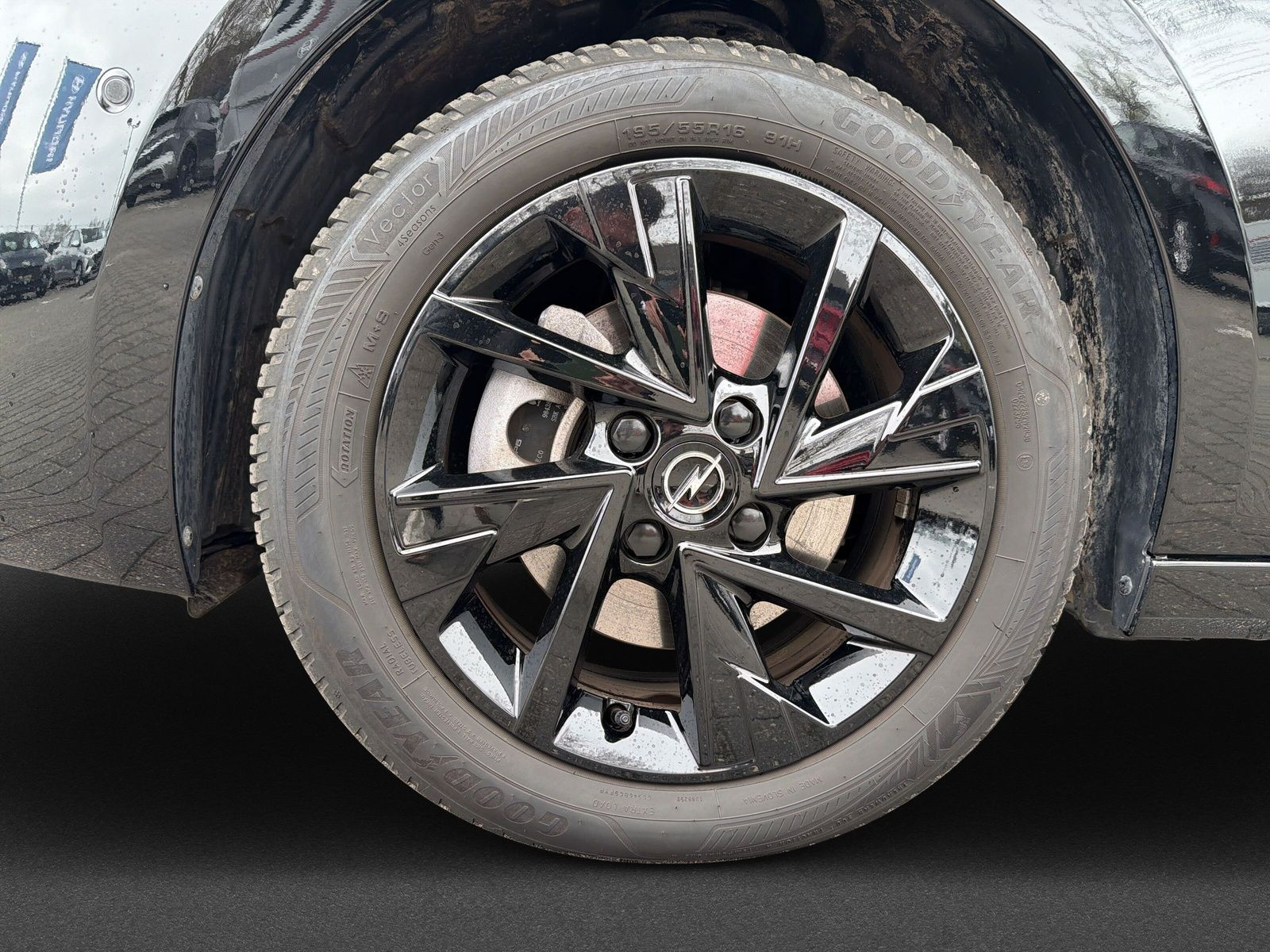 Corsa F GS 1.2 Hybrid 48V 100PS eDCT6+ALLWETTER+