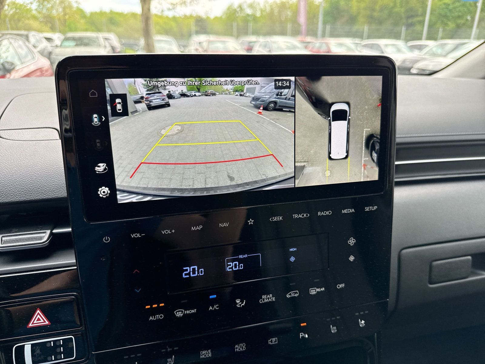 Staria 7-Sitzer 2.2 CRDI 8AT 4WD SIGNATURE +NAVI