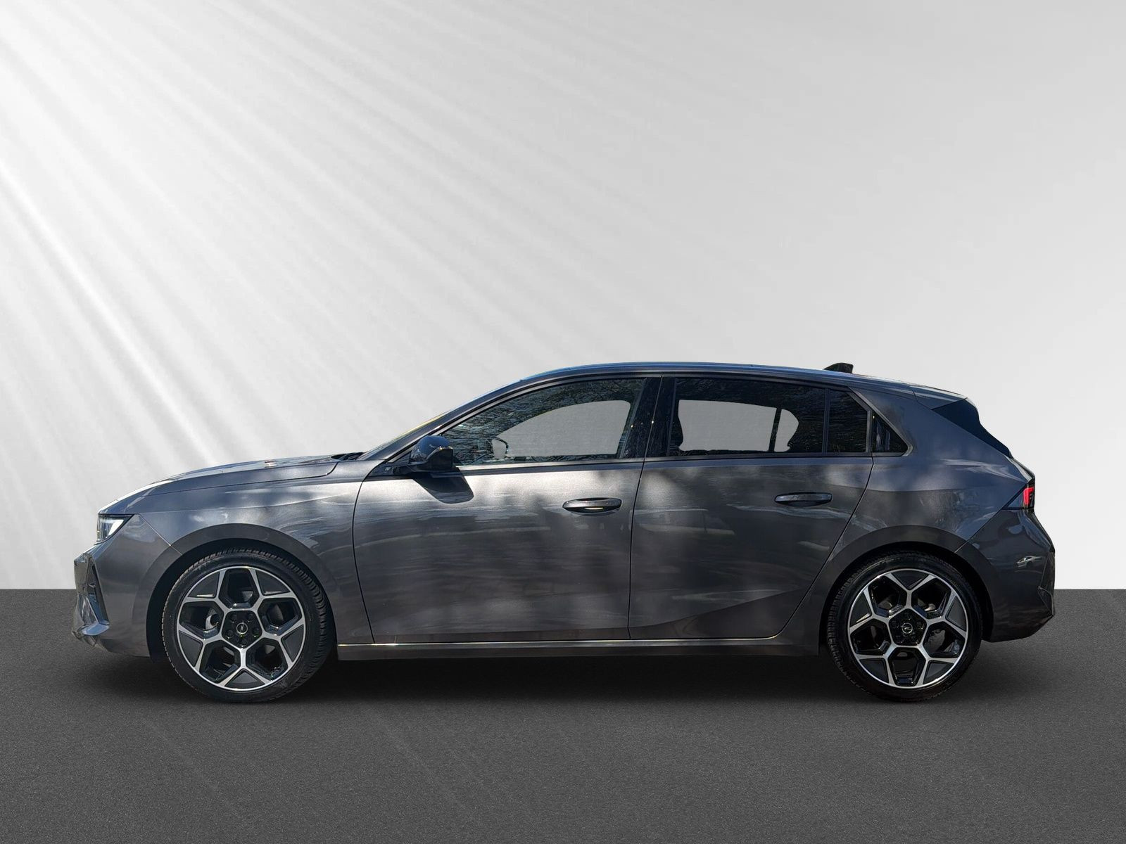 ASTRA L  ULTIMATE 1.2 TURBOS 96KW AT8+SHZ+KAMERA