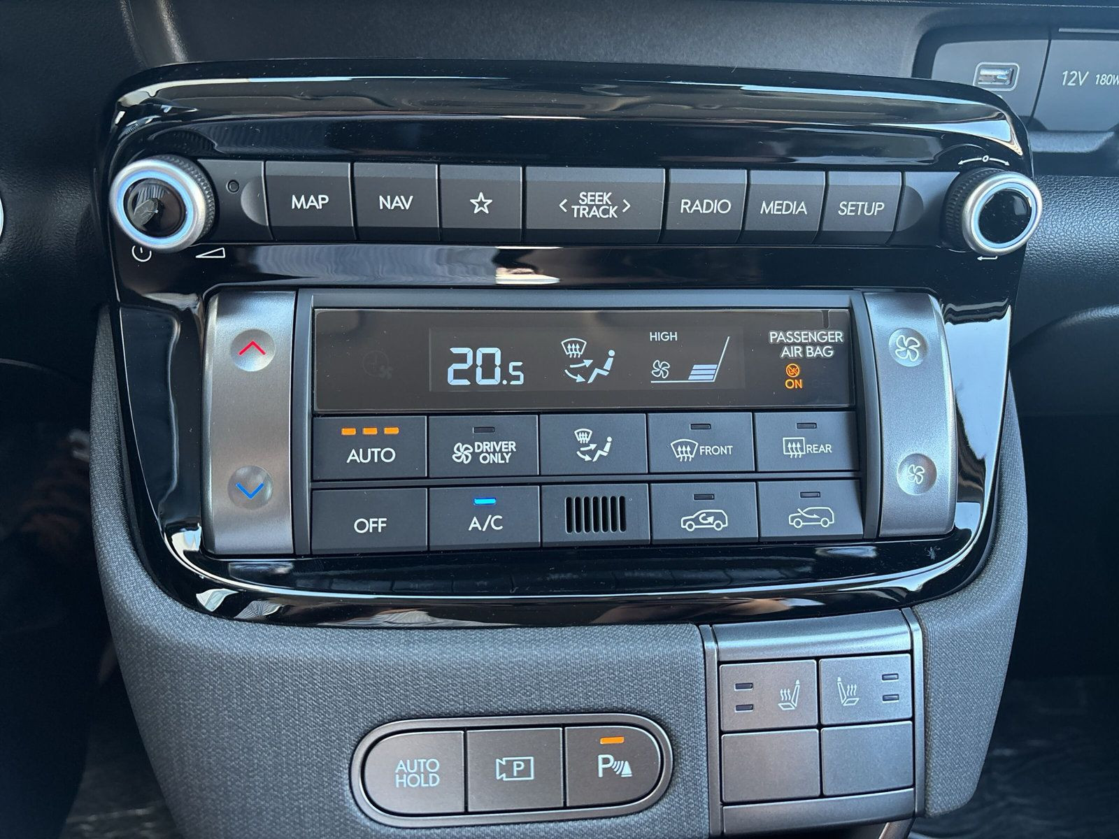 INSTER EV MY26 42 kWh 97PS TREND Effizienz-Paket
