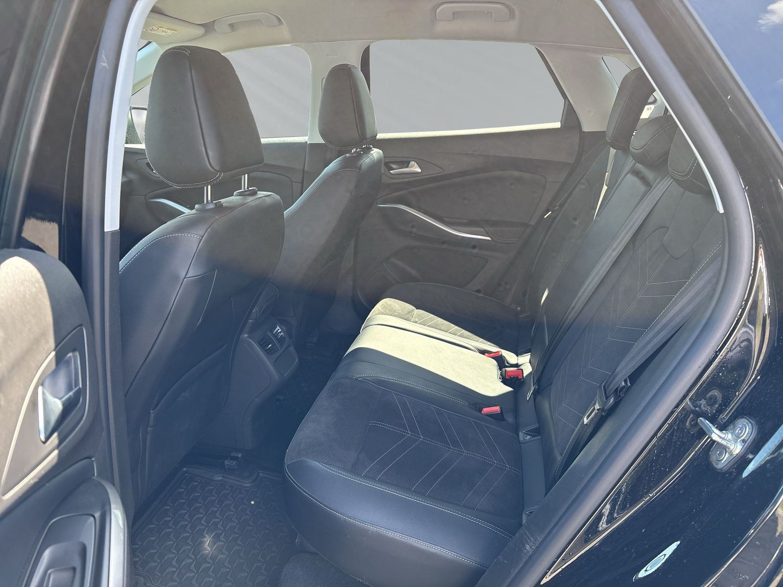 Grandland GS Line 1.2 Turbo 96KW AT8+CAM+CARPLAY