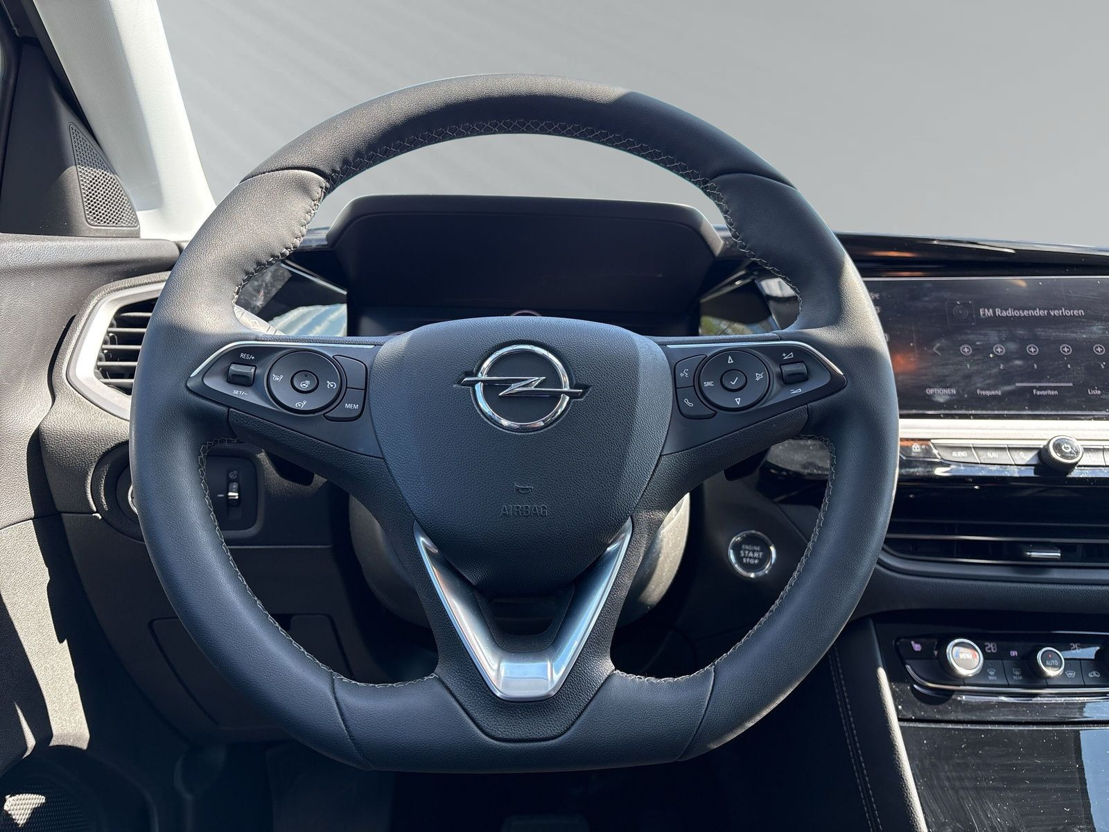 Grandland GS Line 1.2 Turbo 96KW AT8+CAM+CARPLAY