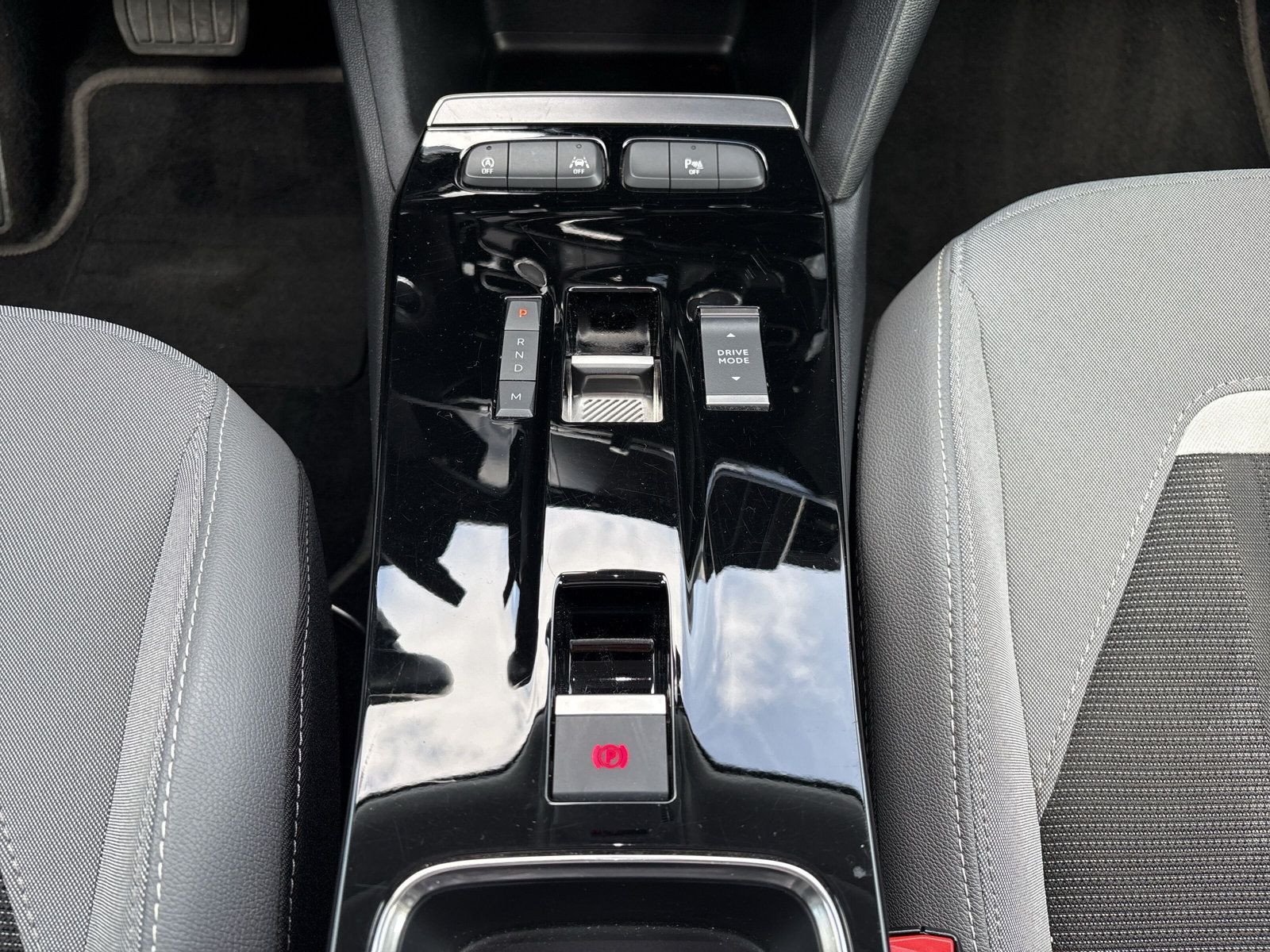 Mokka ELEGANCE 1.2 Turbo 96 kW+SHZ+LHZ+NAVI+KAM+