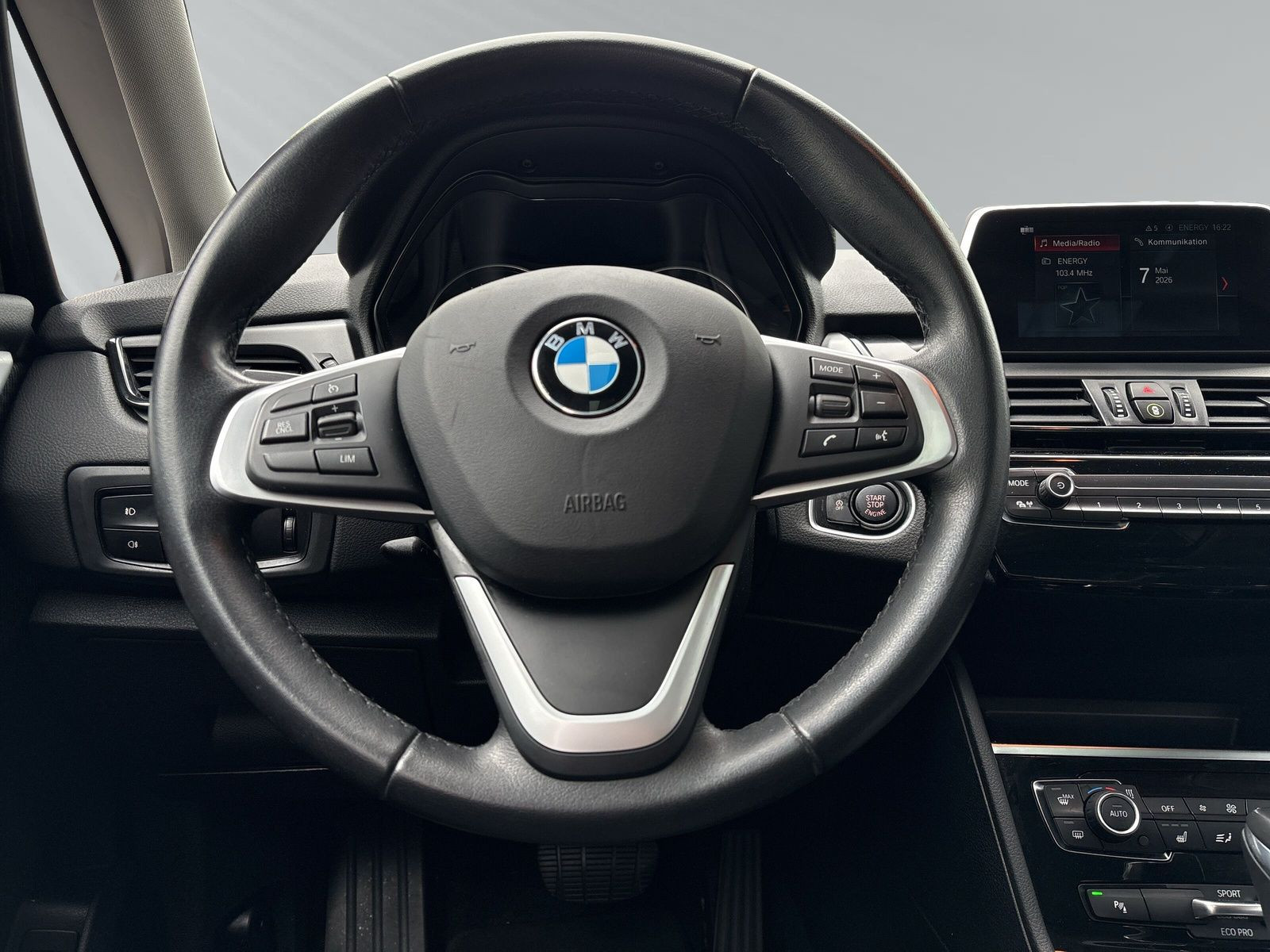 218i Active Tourer Advantage+PDC+NAVI+ALLWETTER+