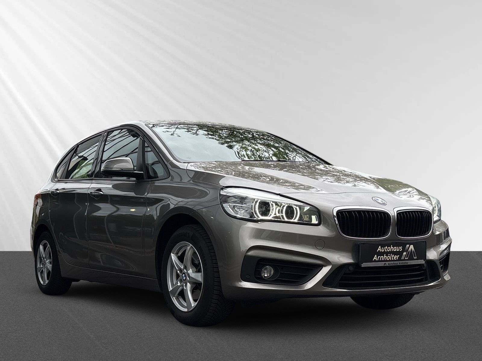 218i Active Tourer Advantage+PDC+NAVI+ALLWETTER+